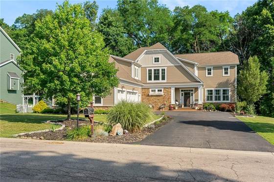 6782 Colyer Crossing, Craftsman-style colonial