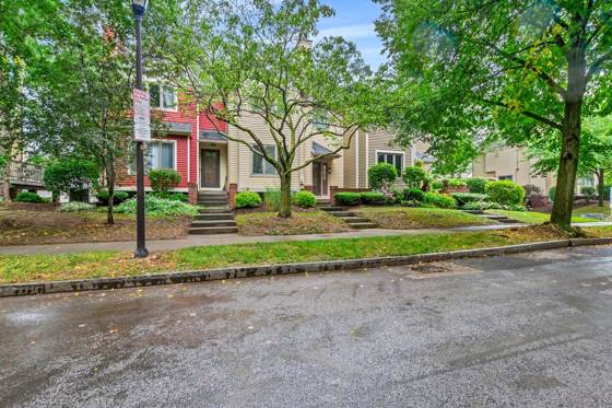 71 Cornhill Place #71, Townhouse